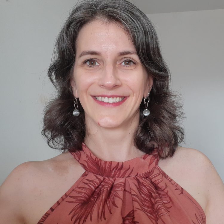 Raquel B Lhullier